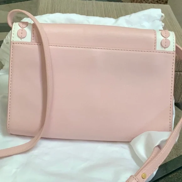 MICHAEL KORS purse that could be a shoulder or crossbody bag. - Picture 2 of 6